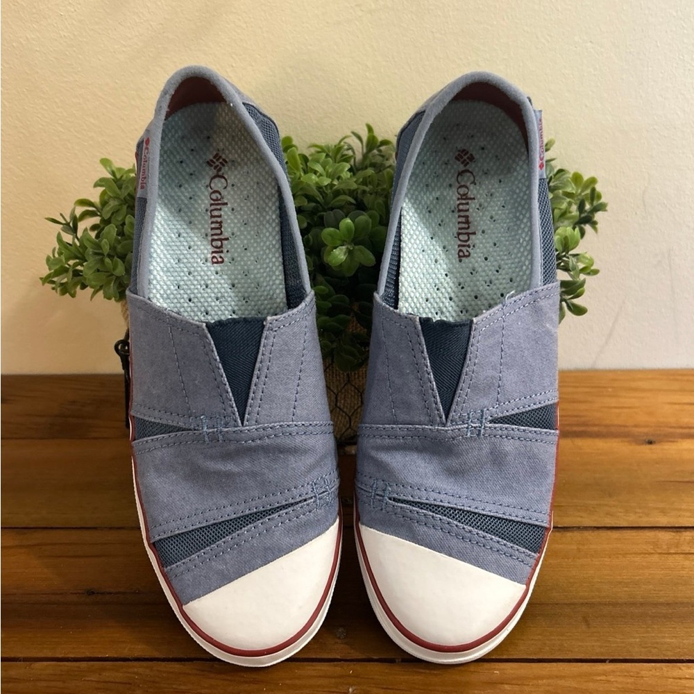 Columbia Women's Vulc N Vent Slip Athletic Shoe Women’s Size 8.5